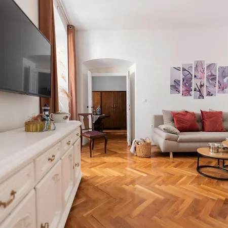 Throne Of 2 杜布罗夫尼克